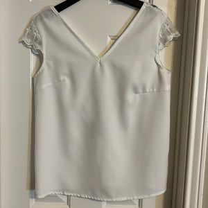 Size Small backless top